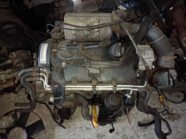 Motor complet Volkswagen Caddy 2.0 SDI 2009