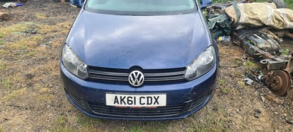Capota fata Volkswagen Golf 6 2010