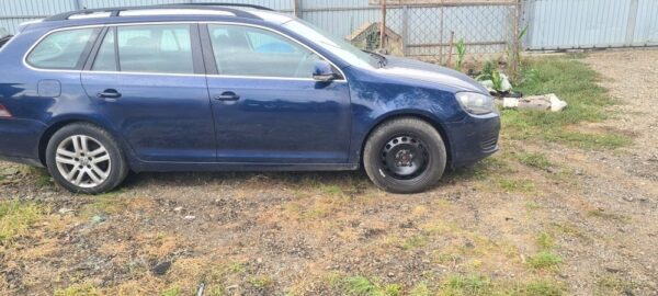 Usa fata dreapta Volkswagen Golf 6 1.6 TDI 2010 - imagine 2