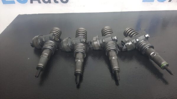Injectoare 038130073AR / 0414720214 Volkswagen Passat 2000_2005 Euro 4