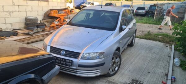 Spoiler bara fata 37502408 Fiat Stilo 1.9 JTD - imagine 2