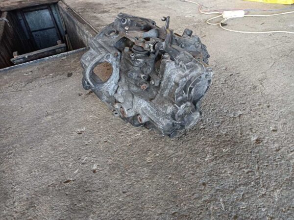Cutie de viteze manuala 02M301107D Volkswagen Bora 1.9 TDI 1998-2004 Euro 3 - imagine 3