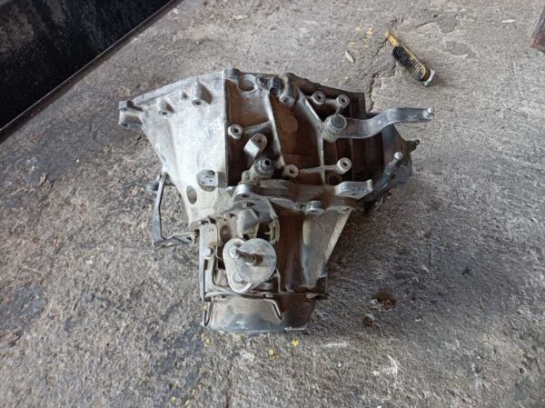 Cutie de viteze manuala 5 trepte Citroen Picasso 2.0 HDI 1998-2006 - imagine 4