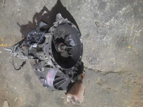 Cutie de viteze manuala 6+1 Ford Mondeo MK4 2.0 TDCI 2007-2014 6M2R-76096-EB / 7G9R-7002-YF