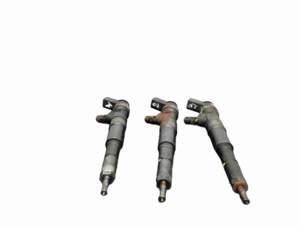 Injectoare 0445110216 BMW Seria 5 E60/E61 2.0 Diesel 2005-2007