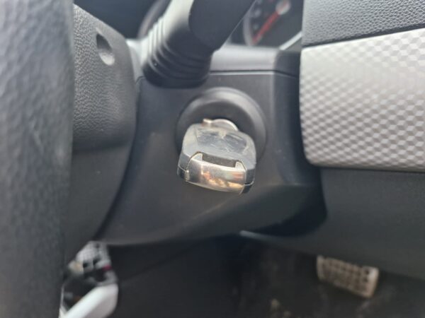 Contact auto cu cheie Opel Astra H 2005-2010 - imagine 2