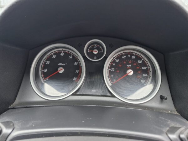 Ceasuri bord Opel Astra H 1.8 Benzina Z18XE