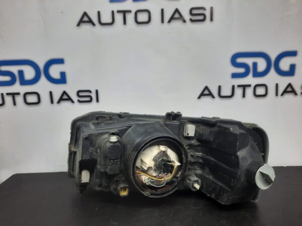 Faruri / Far dreapta Land Rover Freelander 1 2003 - imagine 2