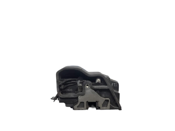 Broasca usa BMW E90 / E91 / E60 / E61 / E81 / E87 / E70 / E71 / E65 / E66 stanga dreapta spate - imagine 2