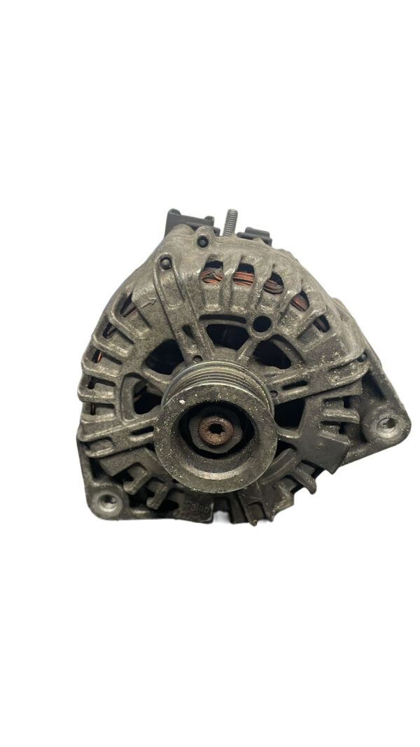 Alternator Mercedes Sprinter / Mercedes 220 AMP A0009062922