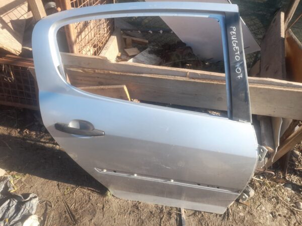 Usa spate / Portiera spate dreapta Peugeot 407 I 2004-2010