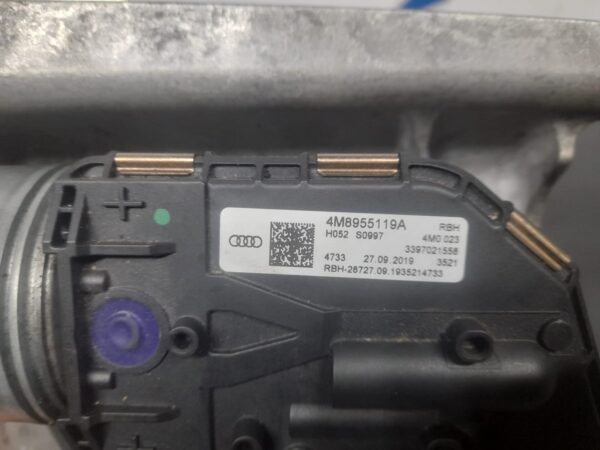 Ansamblu stergatoare / Mecanism stergatoare parbriz fata Audi Q8 2021 4M8955119A - imagine 2
