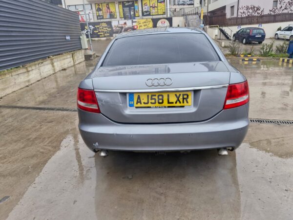 Spoilere / Spoiler spate cu senzori Audi A4 F6 2.0 TDI 2008