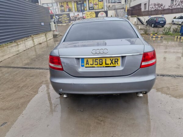 Spoilere / Spoiler spate cu senzori Audi A4 F6 2.0 TDI 2008 - imagine 2