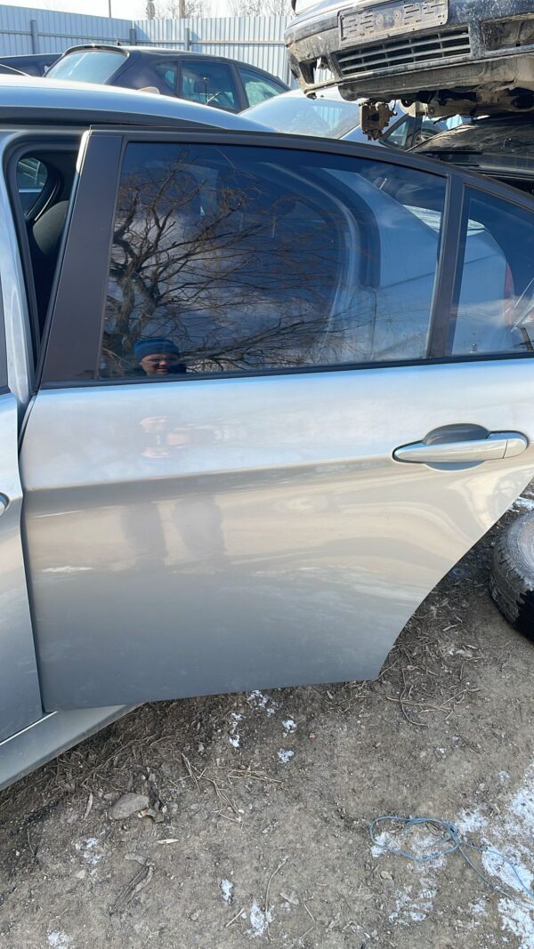 Usa spate / Portiera spate stanga completa BMW E90 2005-2012 - imagine 2