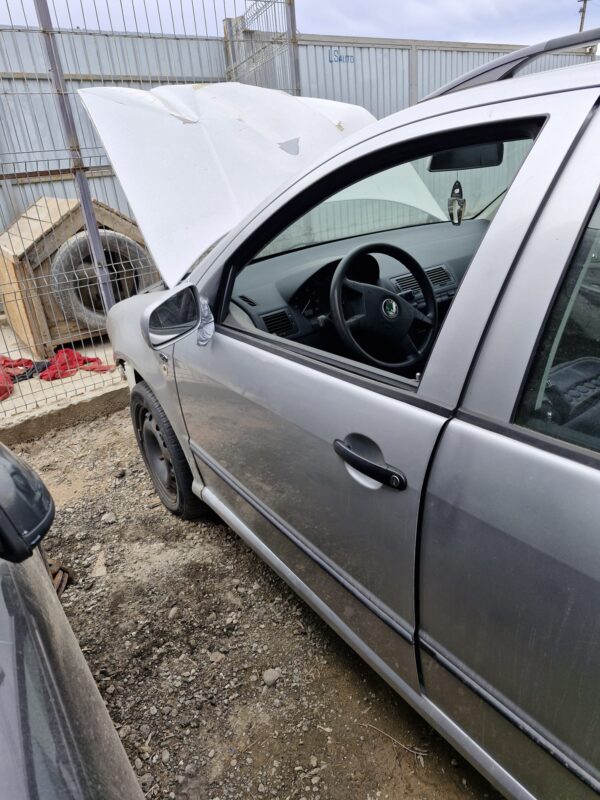 Portiera fata stanga Skoda Fabia 1 2000-2008 la7w - imagine 2