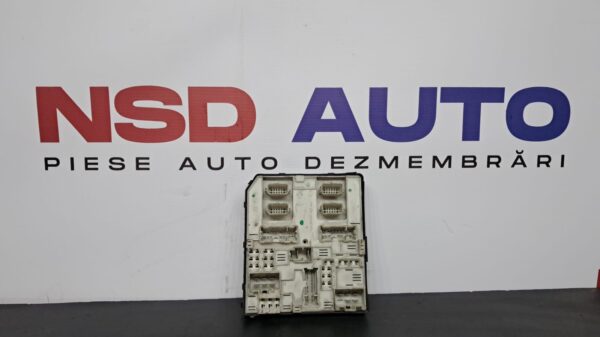 Panou sigurante Renault Master 3 / Opel Movano 2.3 DCI 284b62172r - imagine 2