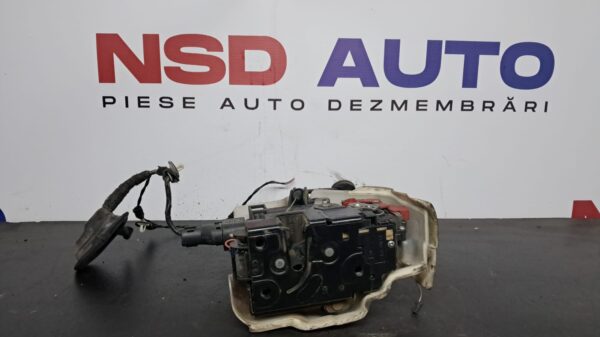 Broasca inchidere yala Volkswagen Golf 5