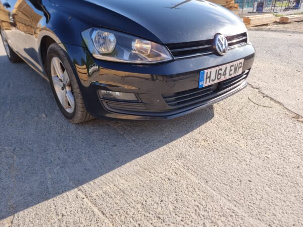 Aripa fata stanga Volkswagen Golf 7 Hatchback 2013 2020 LI7F / C8913
