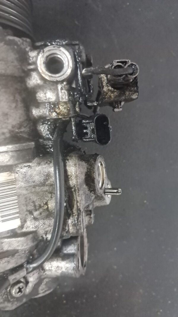 Compresor climatizare Mercedes Sprinter B906 2015-2018 Denso DCP17151 - imagine 2