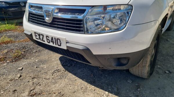 Bara fata Dacia Duster 1.6 2013-2017